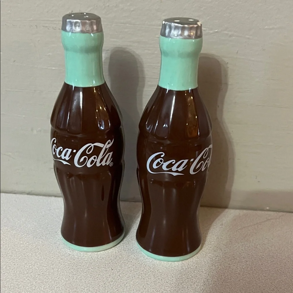 Coca Cola Mint and Brown salt and pepper Bottle Shakers